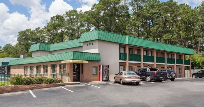 Others Super 8 by Wyndham Columbia SC / Ft. Jackson