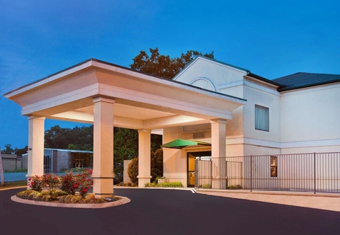 Others Super 8 by Wyndham Ft. Oglethorpe GA/Chatt TN Area