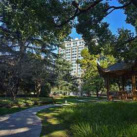Primary image1上海興國賓館麗笙精選,杨氏饺子飯店