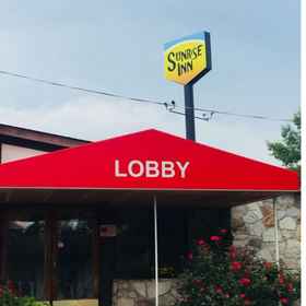 Primary image1Travelodge by Wyndham Elkton University Area,鲍勃·卡彭特中心飯店