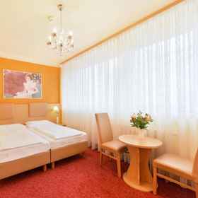 Primary image 1 Garten - & Kunsthotels Gabriel, Khách sạn Aspernstraße