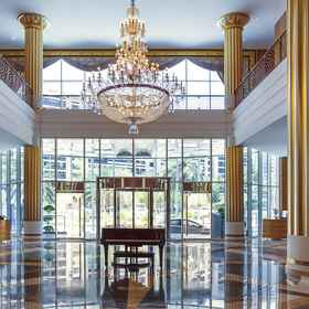 Primary image 1 Corniche Hotel Abu Dhabi, Al Suwwah Island Hotels