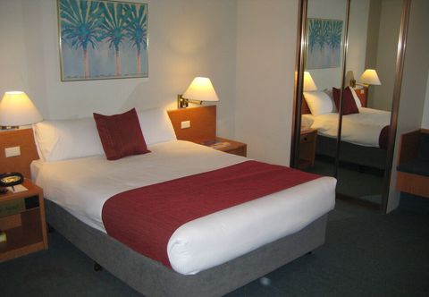 อื่นๆ Devere Hotel