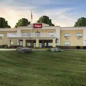 Primary image1Red Roof Inn & Suites Newburgh – Stewart Airport/ West Point,班纳曼城堡飯店