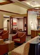 Lobi Hyatt Place Raleigh-Durham Airport