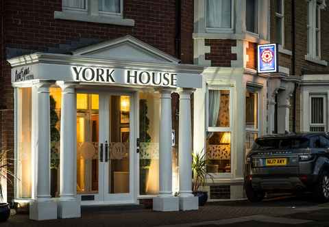อื่นๆ York House Hotel