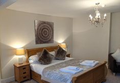 Others 4 Sparkford Inn