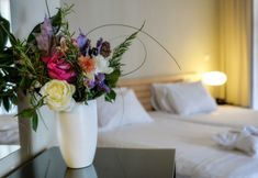 อื่นๆ 7 Astoria Hotel