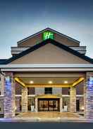 Imej utama Holiday Inn Express & Suites - Interstate 380 at 33rd Avenue, an IHG Hotel