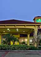 Imej utama La Quinta Inn & Suites by Wyndham USF (Near Busch Gardens)