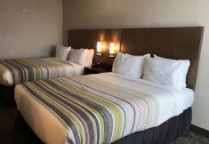 Others 2 Country Inn & Suites by Radisson, Mt. Pleasant-Racine West, WI