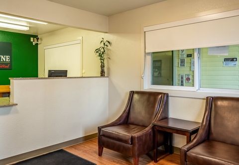 Others HomeTowne Studios By Red Roof Eugene - Springfield