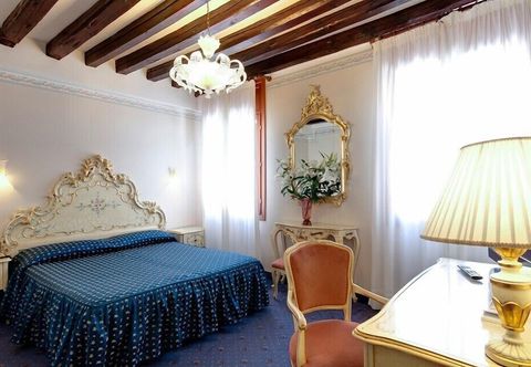 อื่นๆ Hotel Diana