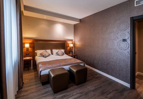 Lain-lain Smart Hotel Holiday