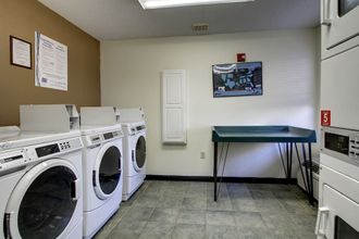 Others 4 InTown Suites Extended Stay Birmingham AL - Lakeshore Parkway