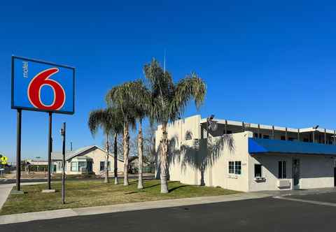 Others Motel 6 Delano, CA