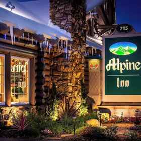 Primary image 1 Alpine Inn, Flightdeck Flight Simulation Center Hotels