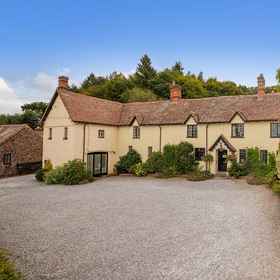 Primary image 1 Castle of Comfort Hotel & Restaurant, EDF Energy Hinkley Point Power Station Hotels