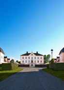 Primary image Hesselby Slott