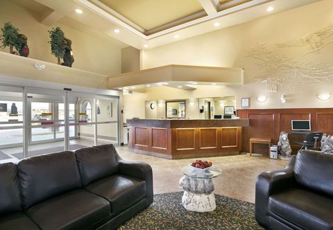 Others Super 8 by Wyndham High Level AB