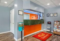 Others 2 Econo Lodge Cortland Downtown