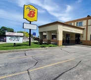 Others 5 Super 8 by Wyndham Sarnia ON