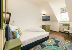 Lain-lain 3 Hotel die Hindenburg