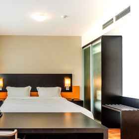 Primary image1查理天堂套房飯店,圣保罗医院飯店