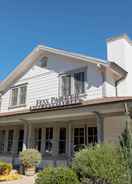 Imej utama Fess Parker Wine Country Inn