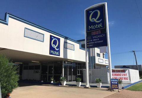 Others The Q Motel