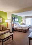 Imej utama Sleep Inn & Suites Harrisonburg near University