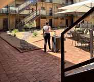 Others 4 Stay at Alice Springs Hotel