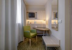 기타 6 Hotel Reytan