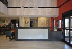 Others 7 Comfort Suites Fairgrounds West