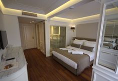 Lain-lain 5 Hotel Mina – Special Class