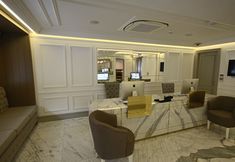 Lain-lain 3 Hotel Mina – Special Class