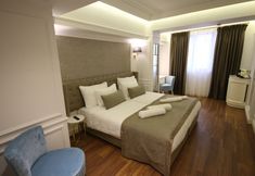 Lain-lain 4 Hotel Mina – Special Class