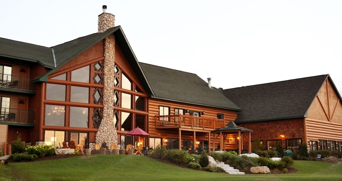 อื่นๆ Stafford's Crooked River Lodge & Suites