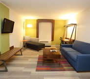 Others 2 Holiday Inn Express & Suites Newport News, an IHG Hotel