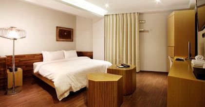 Others 4 Rich Diamond Hotel