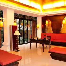 Lobby sitting area 1 Baan Nakrua, Starbucks Shell Pattaya Inbound Hotels