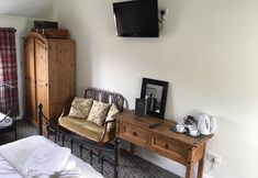 其他 4 The Hollies Inn