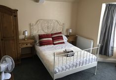 其他 7 The Hollies Inn