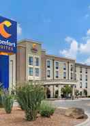 Imej utama Comfort Suites Carlsbad