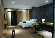 Others 6 Central Plaza Hotel