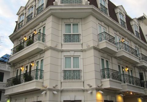 Others Aurum The River Place