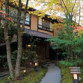 Primary image 1 คุโรคาวะออนเซ็น ซังกะเรียวกัง วากาบะ, โรงแรม & ที่พัก สถานีคุมาซากิ