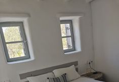 Others 3 Soros Beach