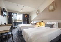 Lain-lain 6 Nightcap at Manhattan Hotel