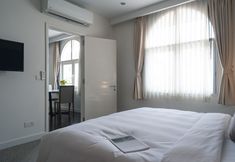 Lain-lain 7 Central Mansions